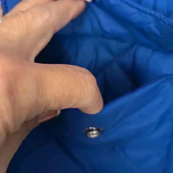 Calvin Klein women puffer - Picture 3 of 15